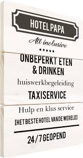 Bol Com Origineel Cadeau Voor Vader Hotel Papa Cadeau Papa Met Tekst Vurenhout Met Planken