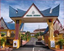 Suhu pada hari siang ialah di antara 15 hingga 25 darjah celsius dan boleh 9. Sejarah Penubuhan Penjara Minangkabau Negeri 9 Malaysia Facebook