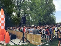 Tonton online super spontan xtravaganza (2018). News Soame