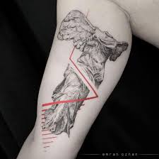 Creative Classical Statue By Emrah Ozhan In 2020 Tattoo Designs Cool Tattoos Geometric Tattoo