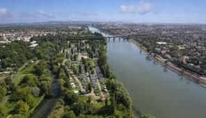 Camping Paris Maisons Laffitte Aan De Seine Camping Parijs Frankrijk