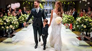 Check out this biography to know about his birthday, childhood, family life, achievements and fun facts about him. Lionel Messi Heiratet Und Es Ist Viel Geld Im Spiel Stern De
