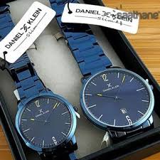 Saathanecomtr Daniel Klein Cift Sevgili Kol Saati Sadece 239 Orijinal Instagram Cift Youtube