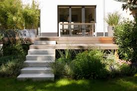 Davon stehen 6 zimmer und 150m² dem mieter zur verfügu. Location In Koln Mieten Stadthaus Lr2120 Stadthaus Gartengestaltung Hintergarten