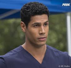 Ça ne prend que 30 secondes pour regarder l'episode. Good Doctor Saison 2 Les Raisons Du Depart De Chuku Modu Jared Devoilees Purebreak