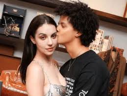 Collection by d • last updated 12 days ago. Perth Actress And Reign Star Adelaide Kane Reveals She S Bisexual In Tiktok Video On Valentine S Day Perthnow