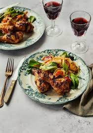 Le poulet au vinaigre réussit le tour de force d'être une spécialité à la fois subtile et puissante. Pilons De Poulet Marines Aux Tomates Sechees Au Balsamique Trois Fois Par Jour