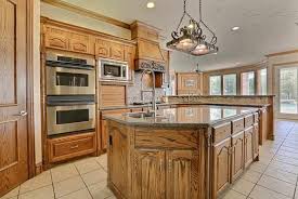 Stock or prefabricated models vs. 5 Advantages Of Semi Custom Kitchen Cabinets