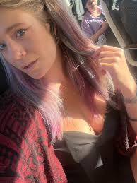 Lisa you are cute beautiful chat me