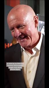 #michaelmyers #halloweenends #michaelmyershalloween #jamesjudecourtney