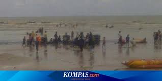 Wisata pantai lamaru, balikpapan kaltim #pantailamaru#pantai#wisatabalikpapan# подробнее. Pantai Lamaru Jadi Tujuan Wisata