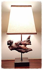 50 Idees Pour La Deco Bois Flotte Archzine Fr Deco Bois Flotte Deco Bois Lampe Bois Flotte