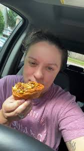 SOMEONE MAKE THIS AT HOME !!! #followtrain #homemade #payingoffdebt  #supporteachother #helpingeachotherout #dunkindonuts #churizoeggwrap