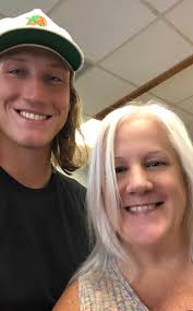 What a great surprise! Thank you Trevor Lawrence for stopping in for Lunch  today!😊