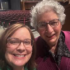 Two Speakers at one Parliament. Today Speaker of the Victorian Legislative  Assembly @mareeedwardsmp welcomed Speaker of the House of Representatives  @miltondickmp to the Victorian Parliament. During the visit, they discussed  a range