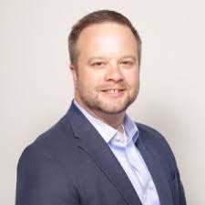 Dennis Tupper's Instagram, Twitter & Facebook