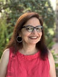 Hannah Henning's Instagram, Twitter & Facebook