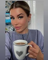 Petra Potter's Instagram, Twitter & Facebook