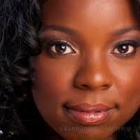 Wanda Shelley's Instagram, Twitter & Facebook