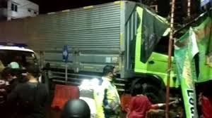 Kerja toko cari jasa lowongan kerja ter. Kecelakaan Maut Truk Kontainer Tabrak Warung Di Sukabumi Sopir Tewas Tribun Jateng