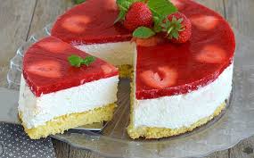 Le Gateau Au Mascarpone Et Aux Fraises Est Un Gateau Constitue D Une Base De Genoise D Une Creme Gateau Au Mascarpone Recette Avec Des Fraises Recette Facile
