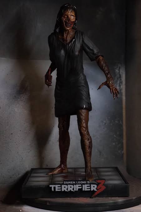 The Terrifier 3 Victoria Statue
