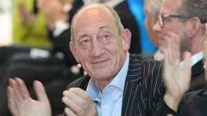 22 Jahre Chef der Berliner IHK: Jan Eder „mit Gottes Hilfe“ in den  Ruhestand verabschiedet