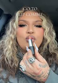 Merry Christmas Lip Combo Tutorial for Festive Looks