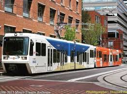 Metrotransitarchives Moovit Portland Oregon Portrait Portlandoregon Downtown Streetphotography Sun Metrotransit T Oregon Portland Oregon Street Cars