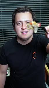 Replying to @E Chabria Wilmer Lomo en costra de Pistaches para Navidad 🎄  #fyp #foryou #parati