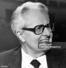 71 Herbert Brandt Fotos und hochauflösende Bilder