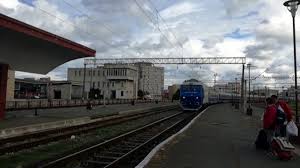 Exista 8 variante directe (fara a fi necesar sa schimbati trenul). Cfr CÄlÄtori Repune In CirculaÈie Gradual Trenurile Interne Èi InternaÈionale Gonext