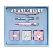 Ariana grande moonlight perfume sample, or medium sized perfume bottle choose between: Does Ariana Grande Have A Thank U Next Perfume Revelist