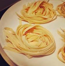 Faire Ses Pates Fraiches Maison Avec Ou Sans Machine Pates Fraiches Faire Ses Pates Alimentation