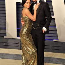 Check spelling or type a new query. Vanessa Hudgens Austin Butler Trennung Glamour