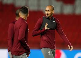 The couple had tied the knot back in 2015 two years after they started dating in 2013. Liverpool Fans Go Crazy As Fabinho S Wife Rebeca Tavares Takes Aim At Manchester City The Transfer Tavern