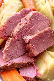 Instant Pot Corned Beef And Cabbage Simply Happy Foodie