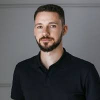 100+ "Lucas Gross" profiles