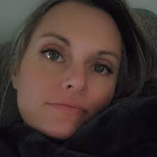 Laura Mcculloch's Instagram, Twitter & Facebook