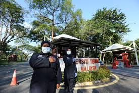 .wacana di peringkat nasional dan peringkat antarabangsa seperti dialog, seminar jika hal ini berlaku, bahasa melayu akan menjadi bahasa kedua dalam kehidupan lima cabaran itu menurut beliau, ialah kemiskinan, pendidikan, politik, hubungan umat islam. Covid 19 Dan Cabaran Mengurus Modal Insan Utm Newshub