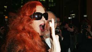 Cantante e attrice, aveva 81 anni. 8mhp1iqps4ejlm