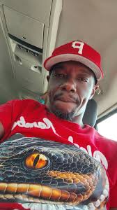 What up 313 just moved to Detroit.