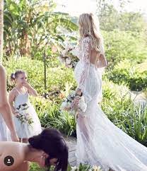 Pin By Amber Wilhelmina Design Inte On Someday Pregnant Wedding Dress Pregnant Bride Wedding Dresses Pregnant Brides