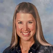 Josephine Bender's Instagram, Twitter & Facebook