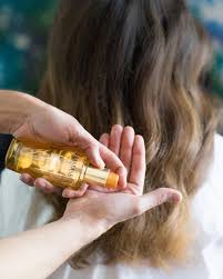 Cyclopentasiloxane, dimethiconol, isopropyl myristate, cyclohexasiloxane. 7 Hair Serums That Work Like Magic