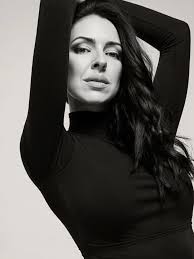 Photo by Lauren Cave (@laurencavedance) · August 9, 2025