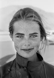 THREE LOVELY LASSIES from Ken Hemmingway. Date ??