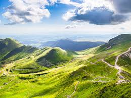 Table d'hôtes sur réservation avec produits maison et du. Chambres D Hotes De Charme Auvergne