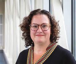 Erin Lowery's Instagram, Twitter & Facebook