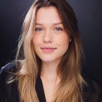 Isabelle Stanton's Instagram, Twitter & Facebook